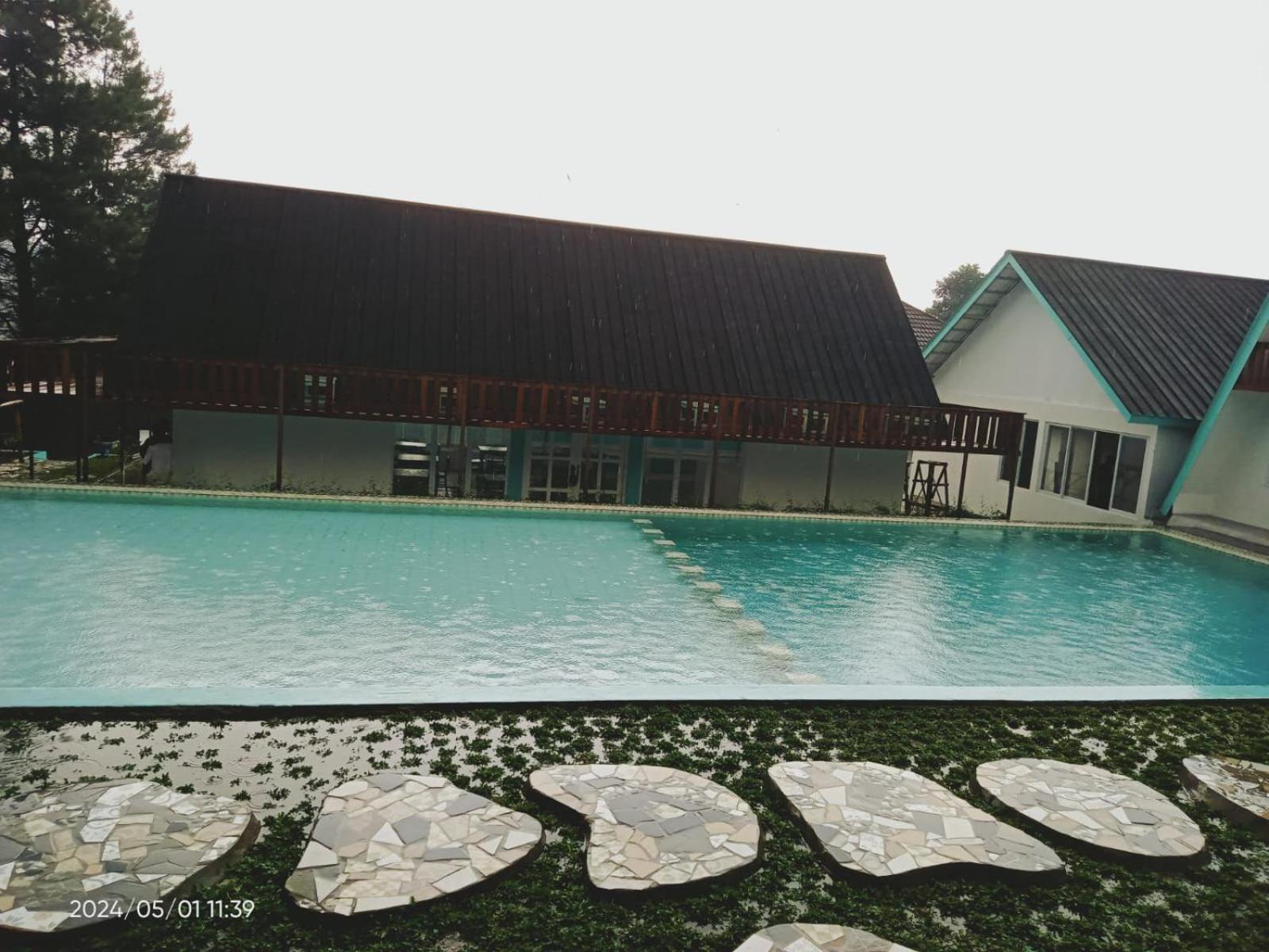 Villa Ellada Megamendung